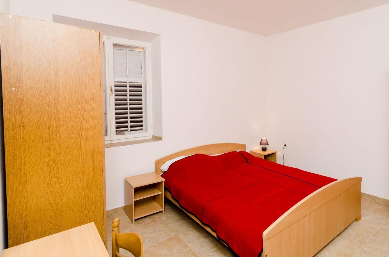 Guest House Kiko Pomena Rum bild