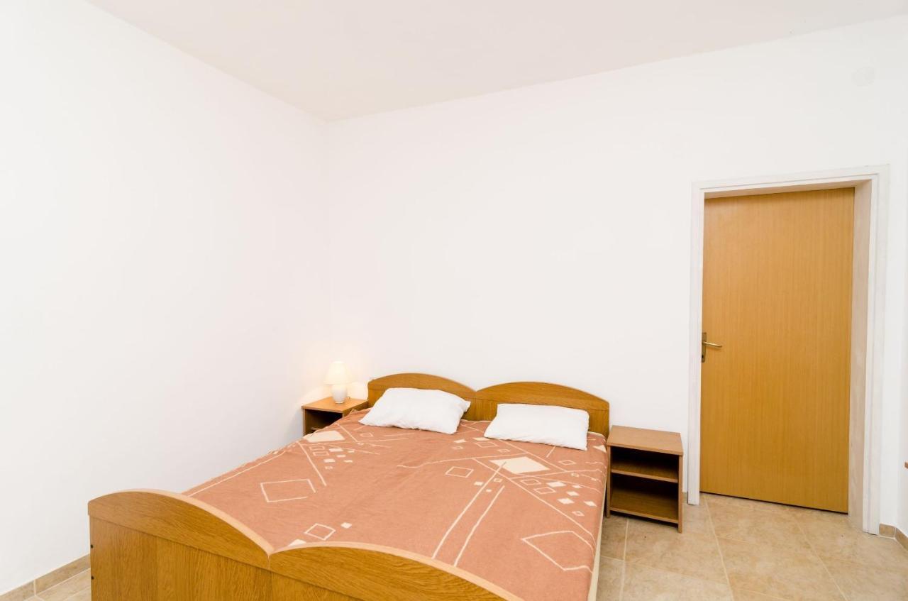 Guest House Kiko Pomena Rum bild