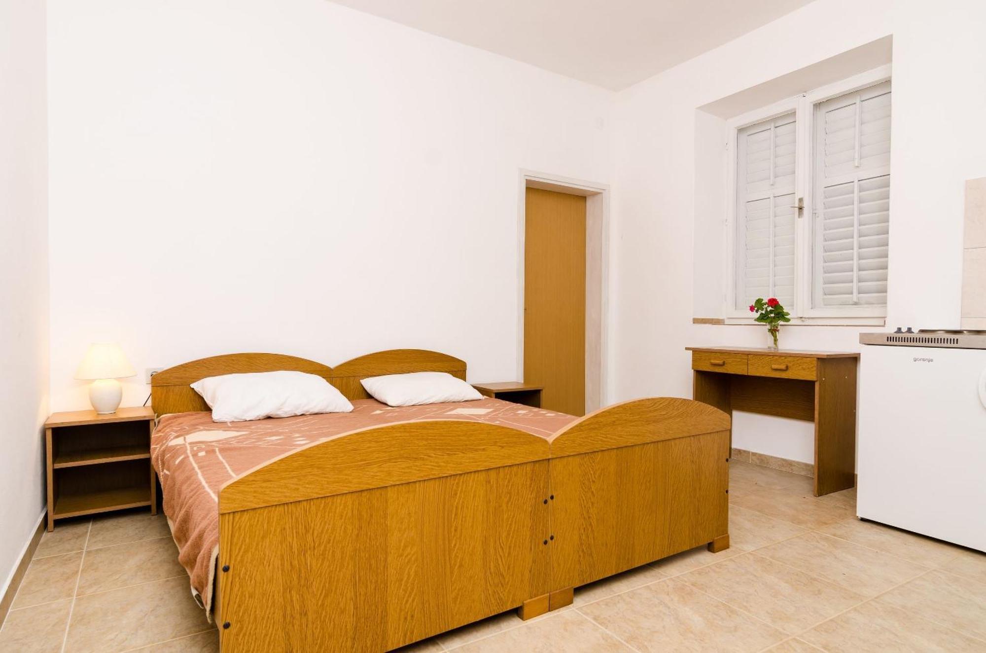 Guest House Kiko Pomena Rum bild